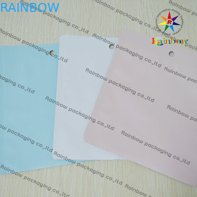 গোলাকার ছিদ্র এবং মুদ্রণ সঙ্গে পিভিসি ইভা টিপিই প্রসাধনী প্যাকেজিং ব্যাগ