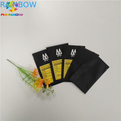 ছোট কালো রঙ আপ জিমার পাউন্ড তিনপাশে সিল অ্যালুমিনিয়াম Mylar ফয়েল আপ দাঁড়ানো