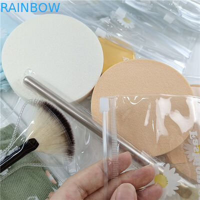 কাস্টমাইজড আকার এবং রঙের সাথে কমস্টিকের জন্য উচ্চ স্বচ্ছ পিই উপাদান প্লাস্টিকের প্যাকেজিং ব্যাগ