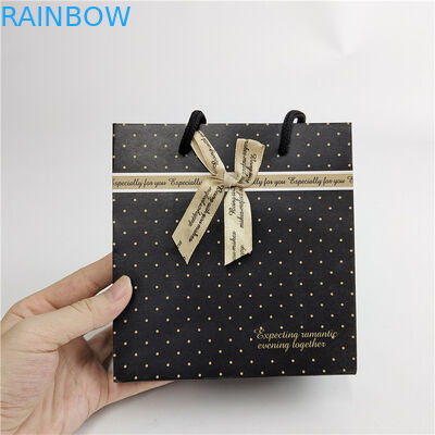 উচ্চ মানের কাস্টম ডিজিটাল প্রিন্টিং লোগো মুদ্রিত শপিং কাগজ ব্যাগ প্যাকেজিং সাদা 110 গ্রাম পুনরায় ব্যবহারযোগ্য