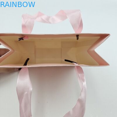 মান নিশ্চিতকরণ লোগো প্রিন্টিং সহ শপিংয়ের জন্য কাস্টমাইজড কাগজের ব্যাগ জৈব বিঘ্ননযোগ্য কাগজের থলি