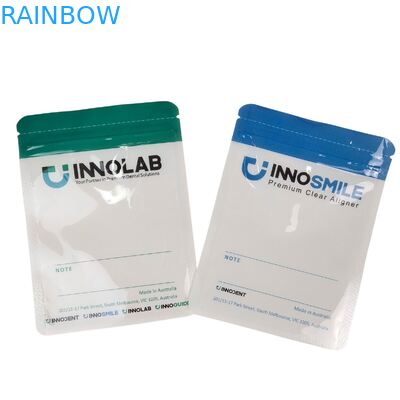 হিট সিলিং এবং একপাশে স্বচ্ছ মাইলার প্লাস্টিক ব্যাগ সহ ডেন্টাল অ্যালাইনারগুলির জন্য কাস্টমাইজযোগ্য লোগো জিপার ব্যাগ