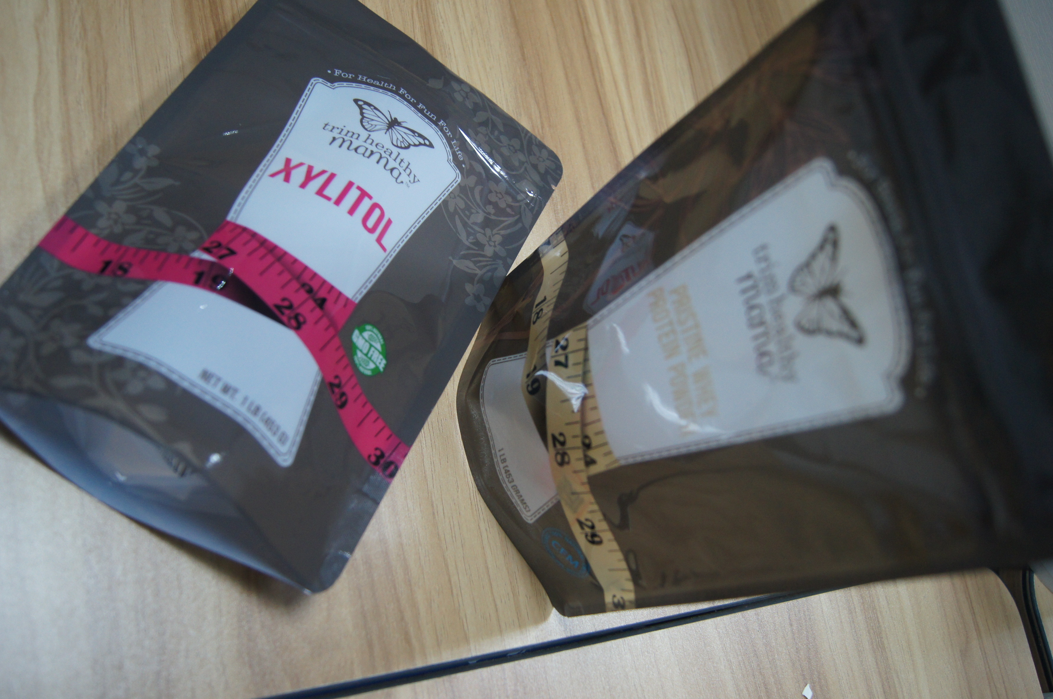 প্লাস্টিক প্রোটিন পাউডার / চিনি / মিষ্টান্ন কাস্টম প্যাকেজিং ব্যাগ Ziplock আপ স্ট্যান্ড