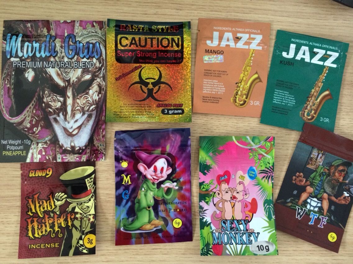 জিপারের সাথে তিনটি সাইড হিট সিল হর্বল অ্যালুমিনিয়াম ফয়েল ব্যাগ