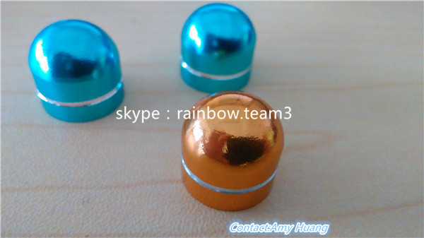 সেক্স পিলের জন্য পুনরায় ব্যবহারযোগ্য ছোট প্লাস্টিকের ধারক / ধাতব বৃত্তাকার ক্যাপ সহ ক্যাপসুল আকারের বোতল