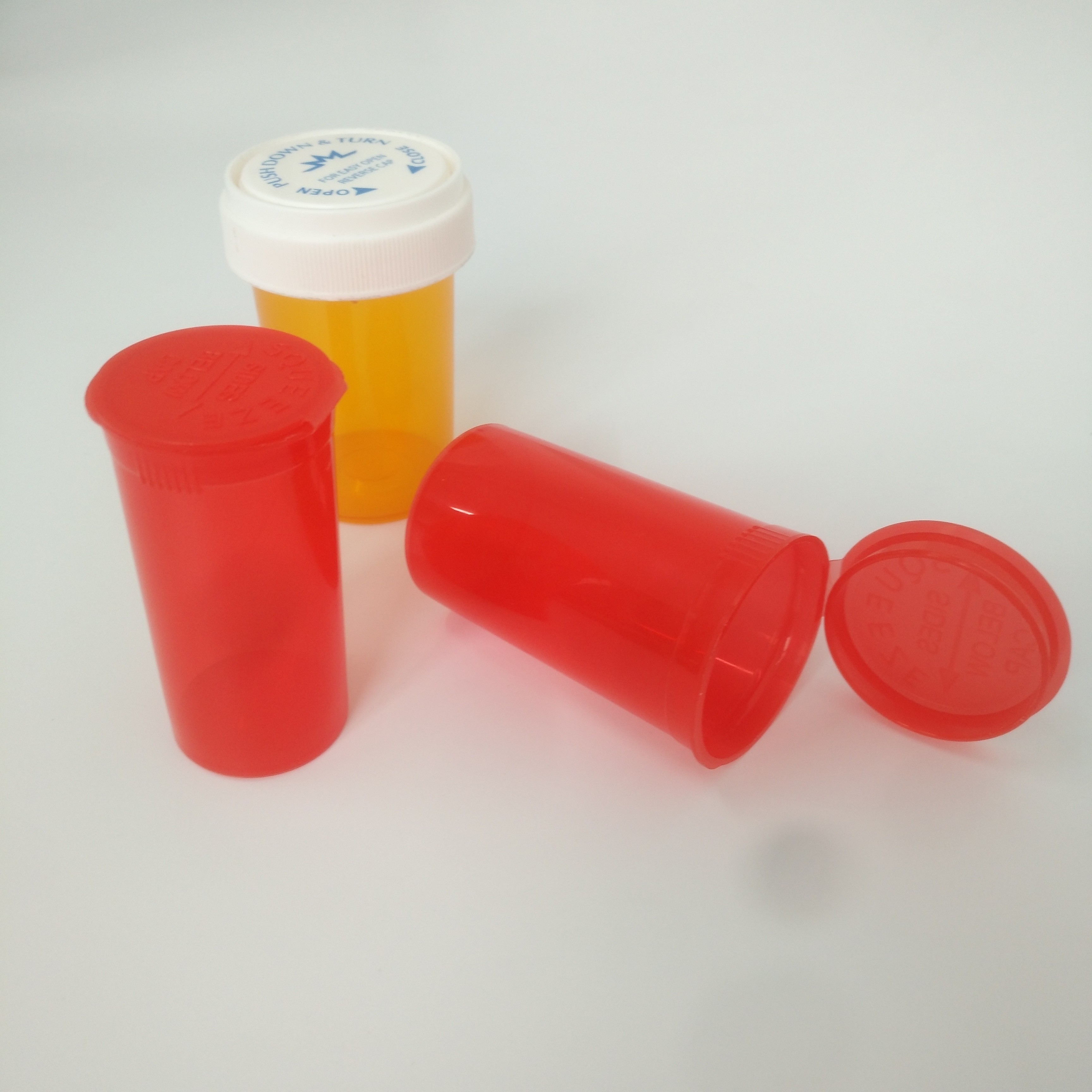 রাসায়নিক প্যাকেজিংয়ের জন্য শিশু-নিরাপদ প্লাস্টিকের জার