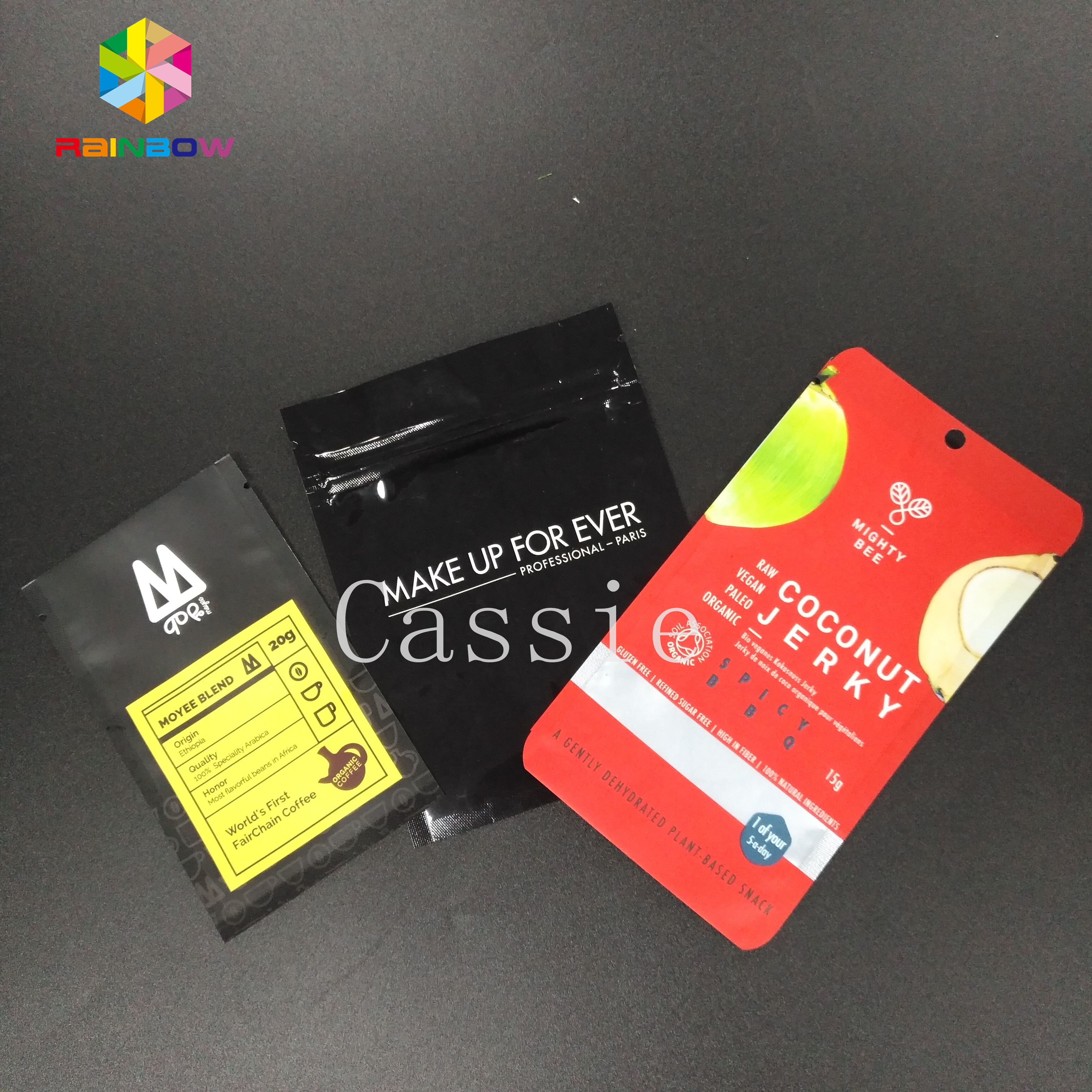 অ্যালুমিনিয়াম ফয়েল প্লাস্টিক পাইচ প্যাকেজিং বিশেষ আকার ক্রিম তেল নমুনা ব্যাগ