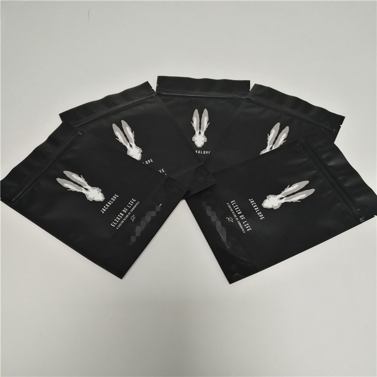 250 গ্রাম ম্যাট কালো খাদ্য প্যাকেজিং ফিল্ম কফি ব্যাগ আপ FDA SGS অনুমোদন দাঁড়ানো