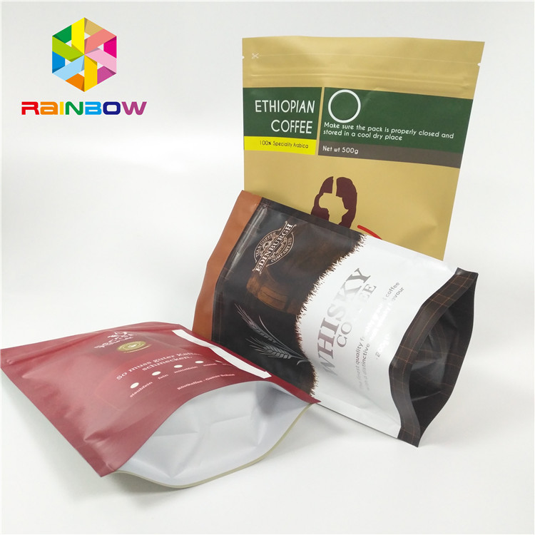 Laminated উপাদান খাদ্য প্লাস্টিকের পাইচ ভালভ সঙ্গে অ্যালুমিনিয়াম ফয়েল প্যাকেজিং