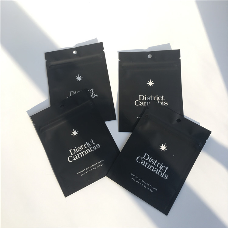 মাদুর তিনটি সাইড সীল ফ্ল্যাট জিপ লক আগাছা সিডিডি লিফ প্যাকেজিংয়ের জন্য প্লাস্টিকের ব্যাগ