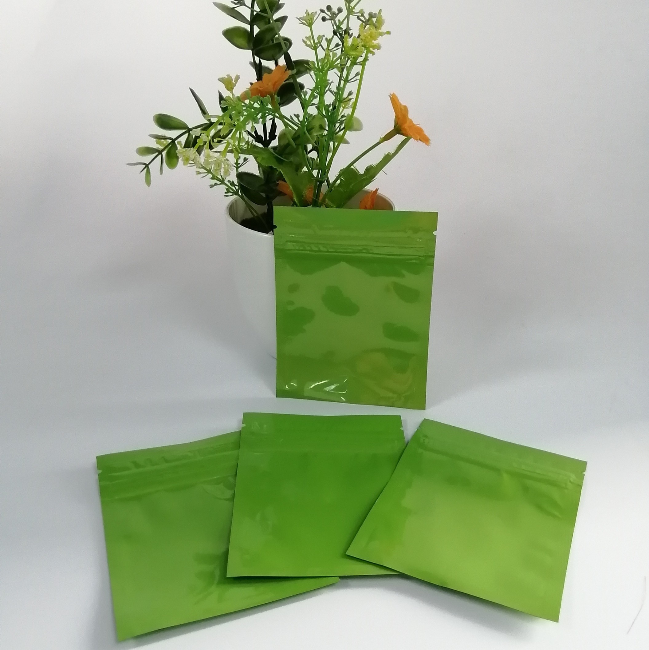 প্লাস্টিক ছোট শেক্ট কাস্টম জিপলক ব্যাগ অ্যালুমিনিয়াম ফয়েল ভিতরে আর্দ্রতা প্রুফ