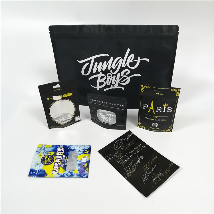 সাফ উইন্ডো উইন্ডো অ্যালুমিনিয়াম ফয়েল পচ প্যাকেজিং সিডিবি আগাছা Mylar প্লাস্টিক Doypack প্যাক সঙ্গে জিপার