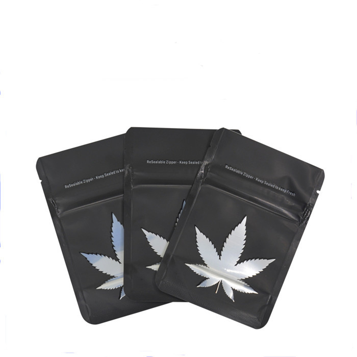 কাস্টম প্রিন্টিং অ্যালুমিনিয়াম ফয়েল শিশু প্রতিরোধী ক্যান্ডি প্যাকেজিং মেলার ব্যাগ ম্যাট সন্ধ্যা প্রুফ চাইল্ডপ্রুফ জিপলক থলি