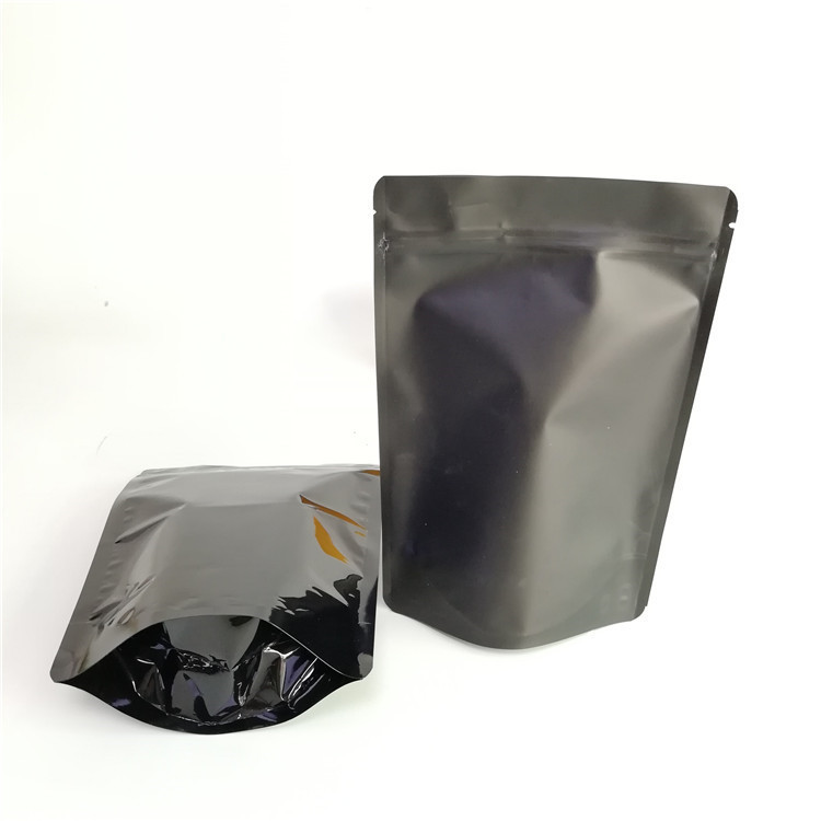 ম্যাট বা চকচকে অ্যালুমিনিয়াম ফয়েল কাস্টম স্বীকৃত জিপার সহ স্ট্যান্ড আপ পাউচগুলি