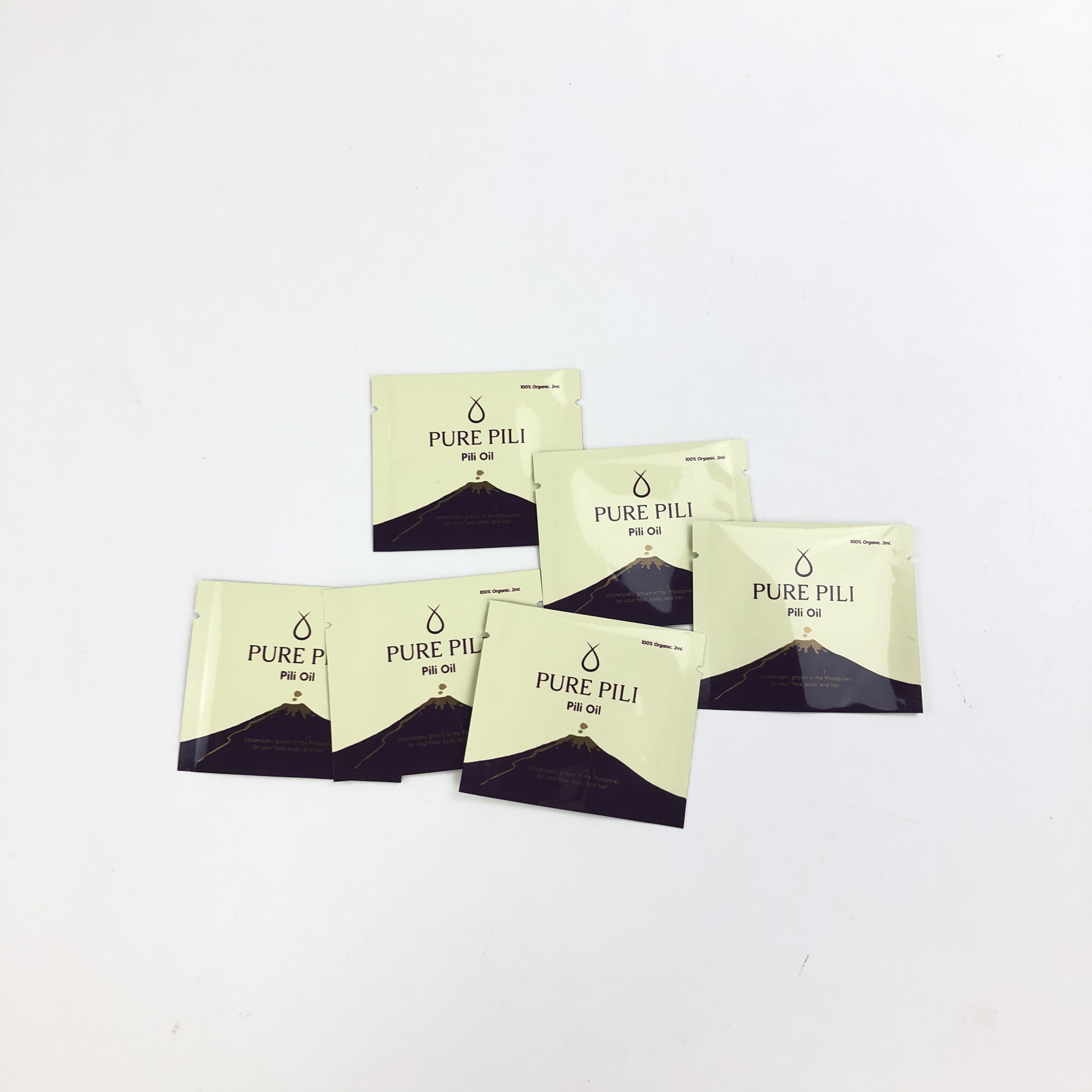 নমুনা প্যাকেজিংয়ের জন্য কাস্টম প্রিন্টেড অ্যালুমিনিয়াম ফয়েল থ্রি সাইড সিল কসমেটিক Sachet