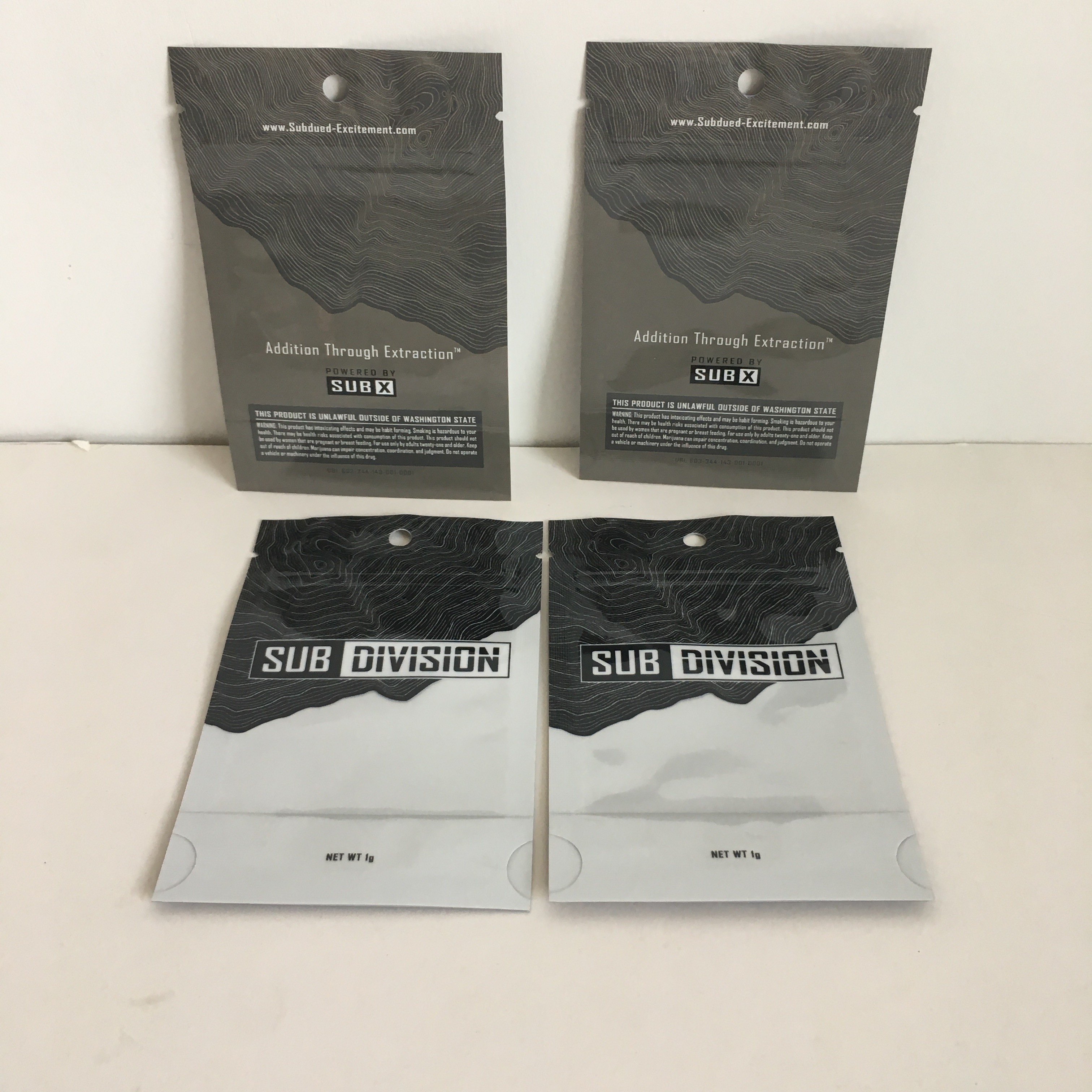 গন্ধ প্রুফ স্ট্যান্ড আপ পাউচ মাইলার ব্যাগ জিপলক 1 জি ক্যানাবিস ফুল প্লাস্টিকের পাউচ সহ হ্যাঙ্গার হোল ক্লিয়ার উইন্ডো