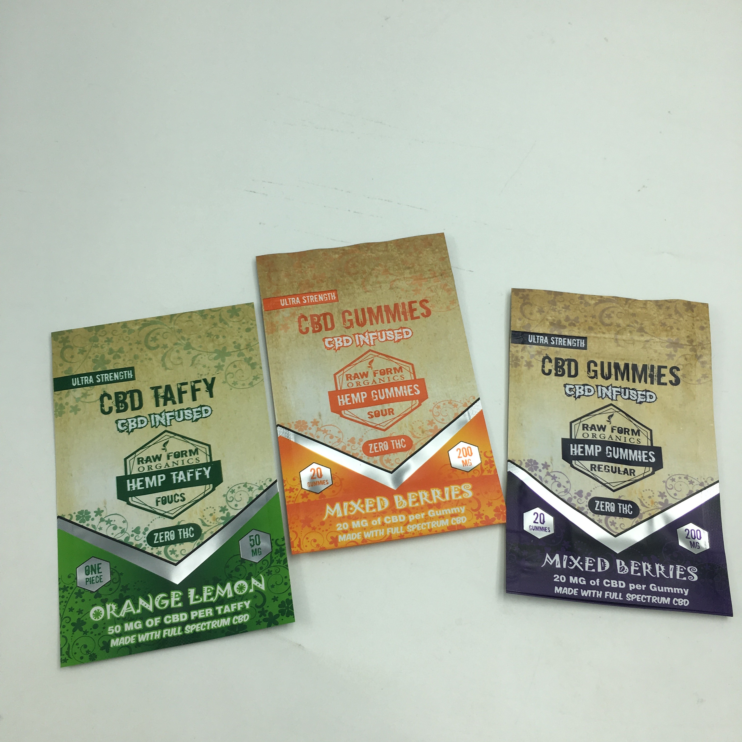 কাস্টম মুদ্রিত 1g 3.5g রিসাইকেল গন্ধ প্রমাণ জিপার আঠালো বিয়ার CBD ছোট স্ট্যান্ড আপ ভোজ্য 3.5g mylar আগাছা ব্যাগ