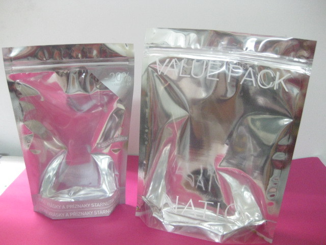 জipper শীর্ষ PET / PE প্রসাধনী প্যাকেজিং ব্যাগ পরিষ্কার ফ্রন্ট সঙ্গে পুনর্ব্যবহারযোগ্য