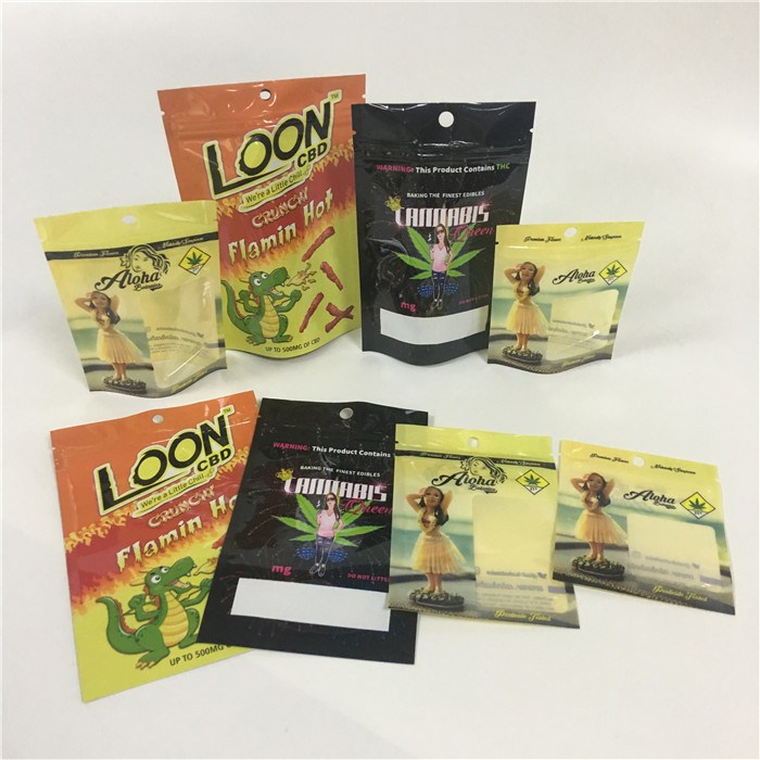 গন্ধ প্রুফ রিসেলযোগ্য জিপলক ব্যাগ অনিয়মিত আকৃতির প্লাস্টিকের হলোগ্রাফিক ব্যাগ